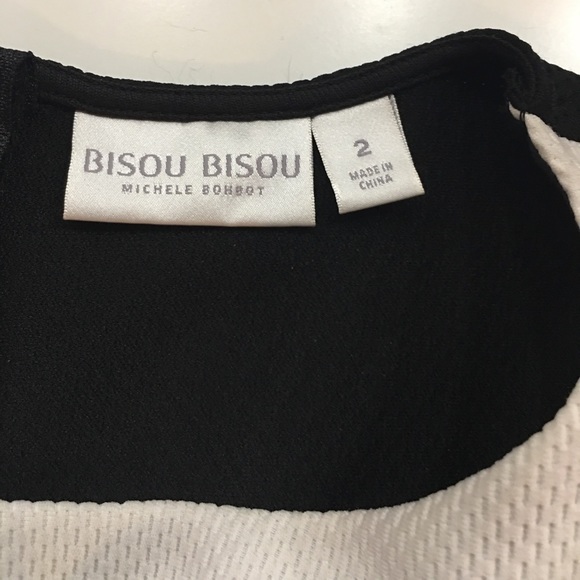 Bisou Bisou Dress - Picture 5 of 6